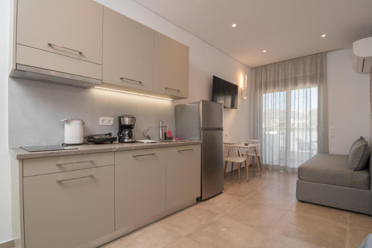 Evriali Comfort Living Palaiochora Esterno foto