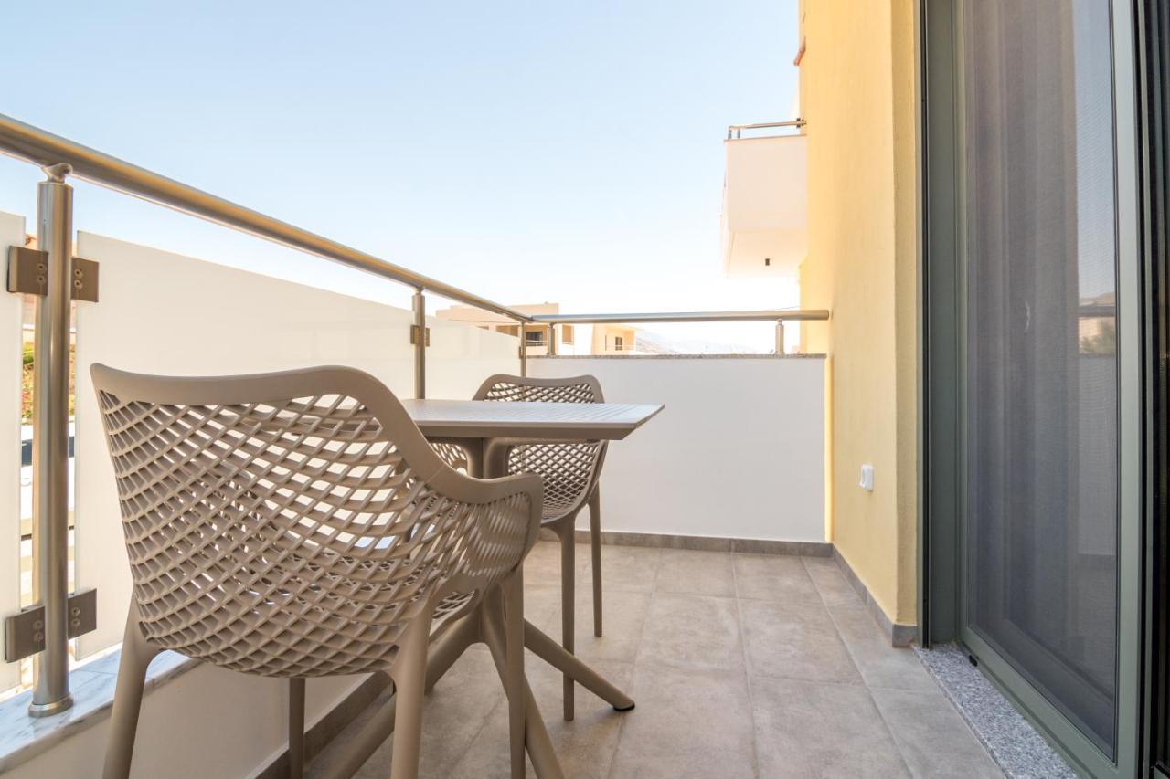 Evriali Comfort Living Palaiochora Esterno foto