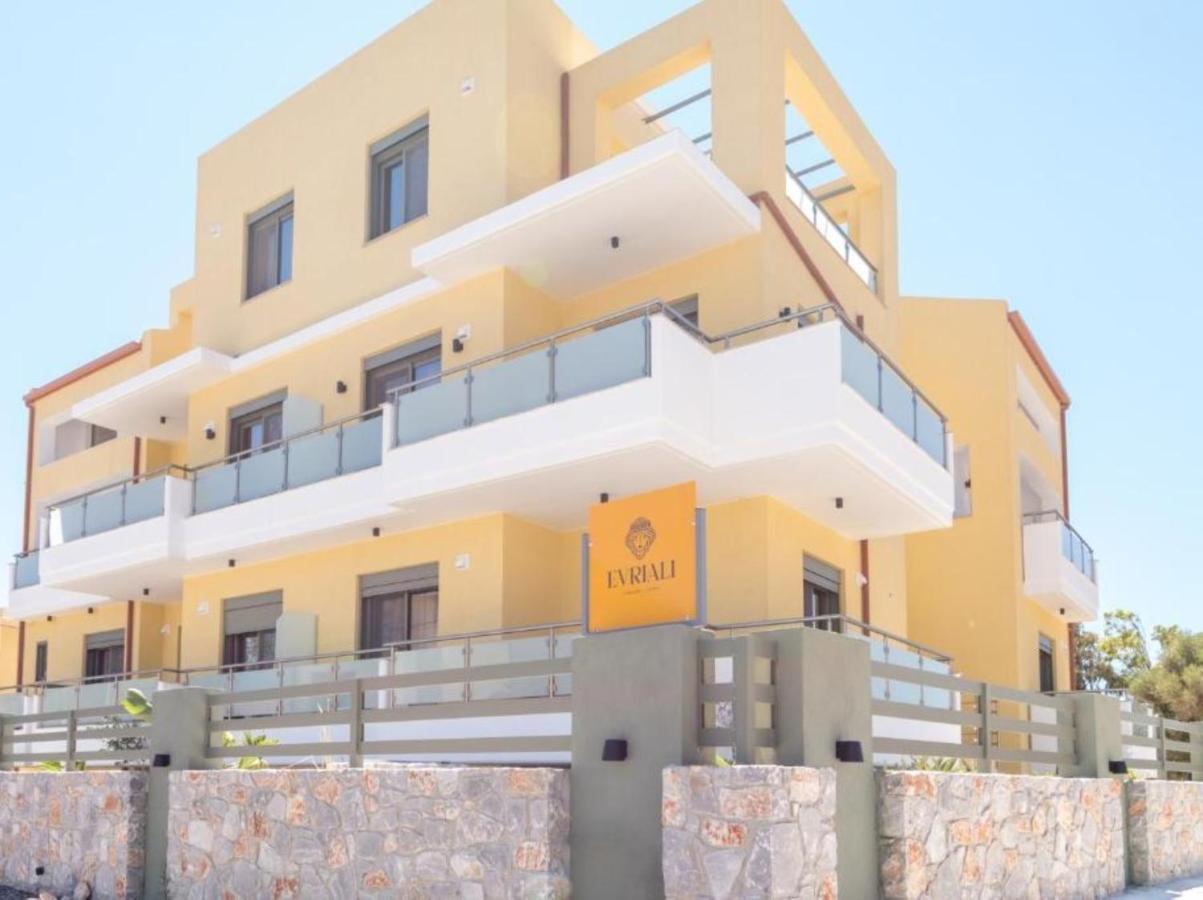 Evriali Comfort Living Palaiochora Esterno foto