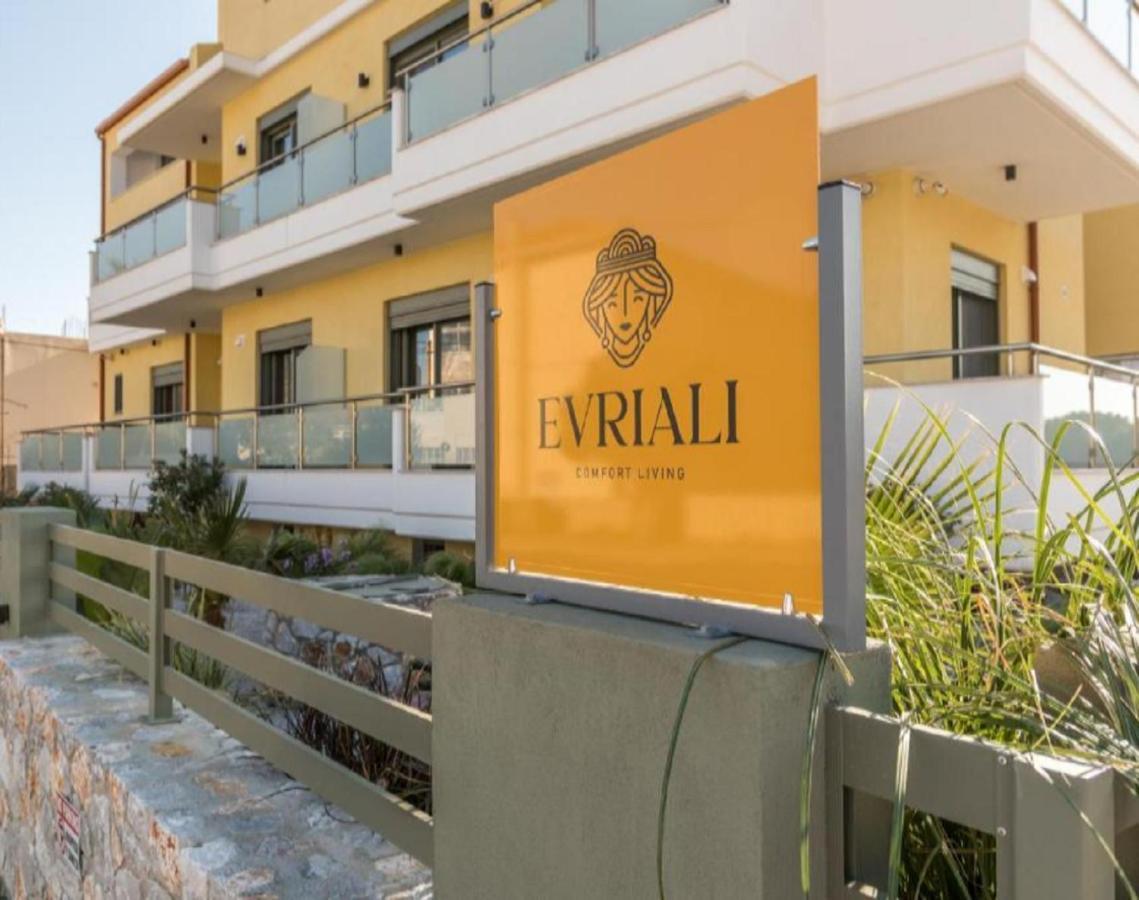 Evriali Comfort Living Palaiochora Esterno foto